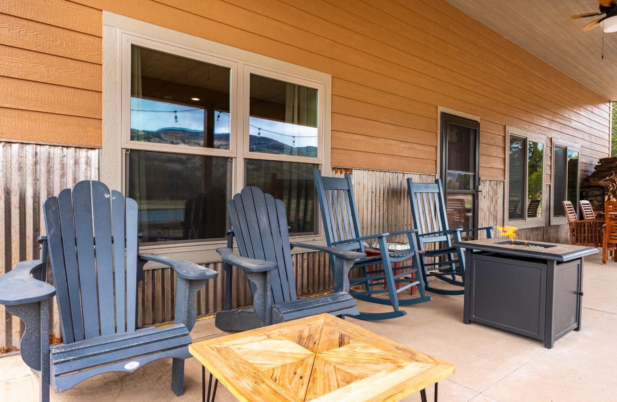 Bear Paw Lodge & Vacation Homes Vallecito Екстериор снимка