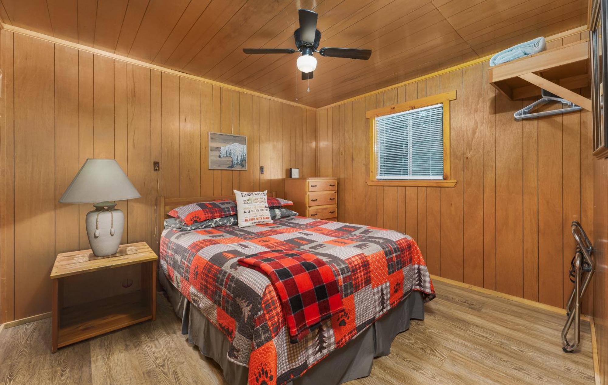 Bear Paw Lodge & Vacation Homes Vallecito Екстериор снимка