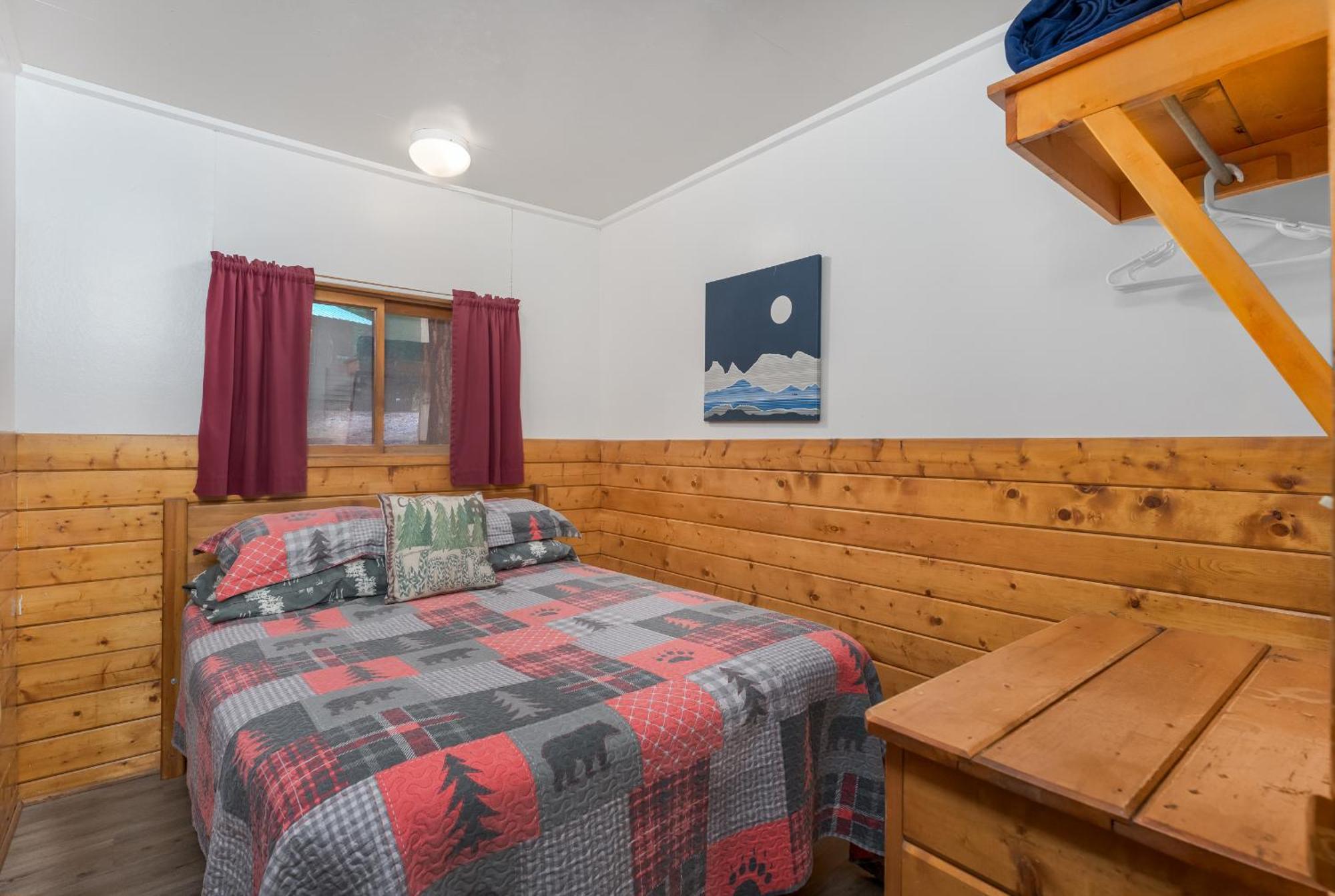 Bear Paw Lodge & Vacation Homes Vallecito Екстериор снимка