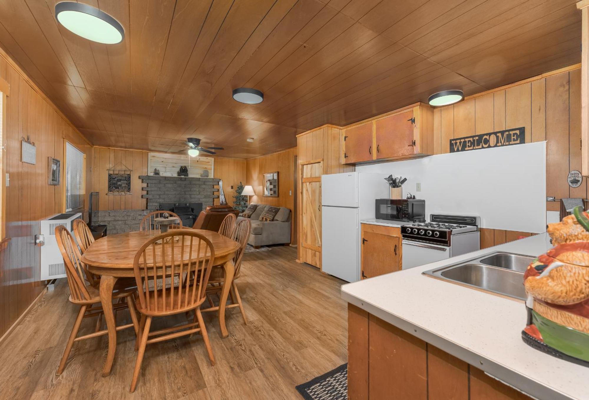 Bear Paw Lodge & Vacation Homes Vallecito Екстериор снимка