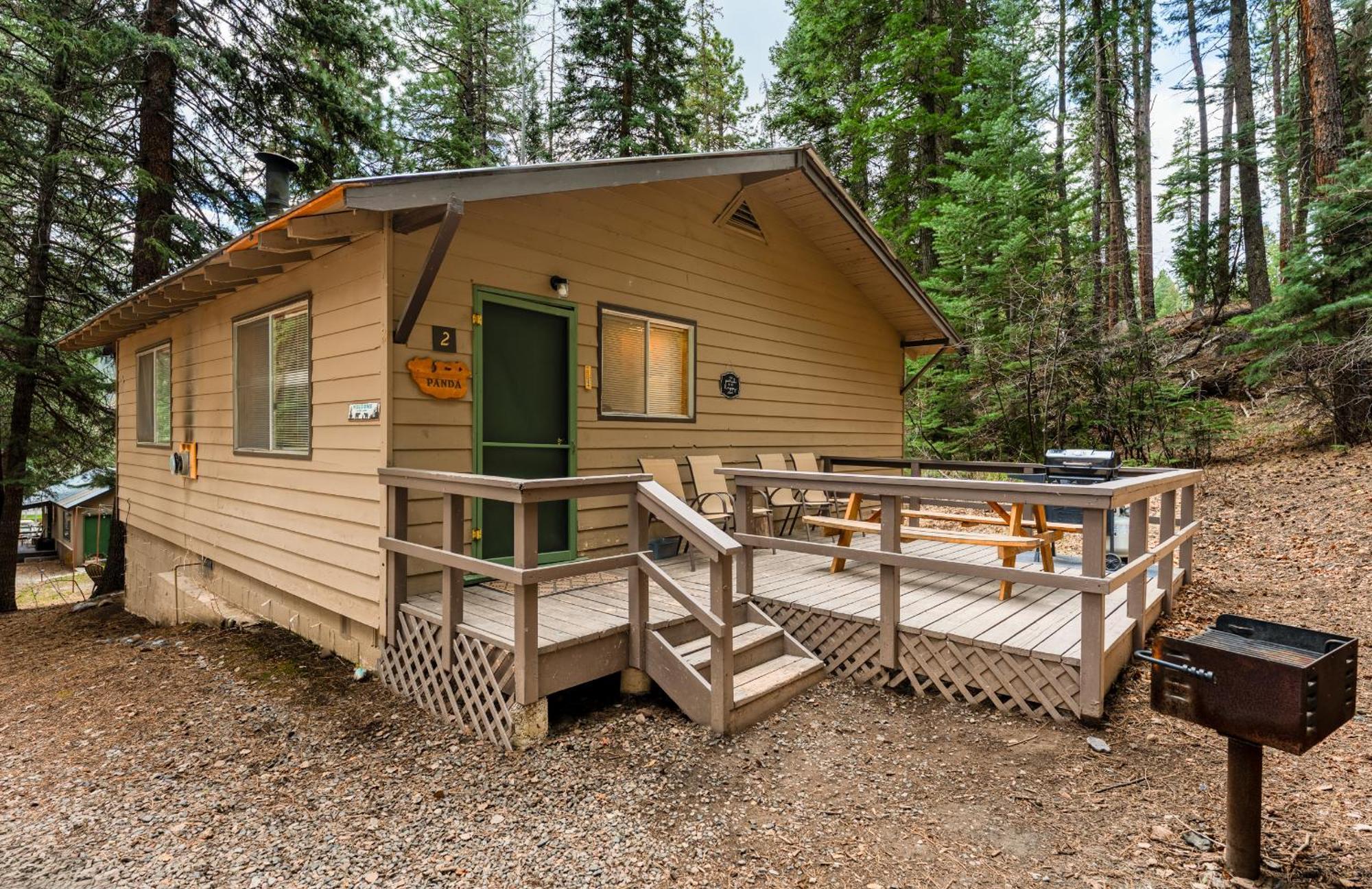 Bear Paw Lodge & Vacation Homes Vallecito Екстериор снимка