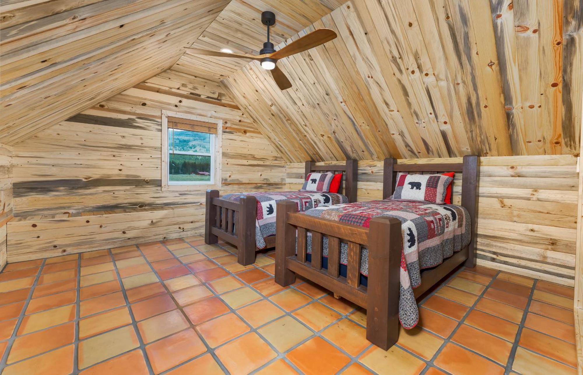 Bear Paw Lodge & Vacation Homes Vallecito Екстериор снимка